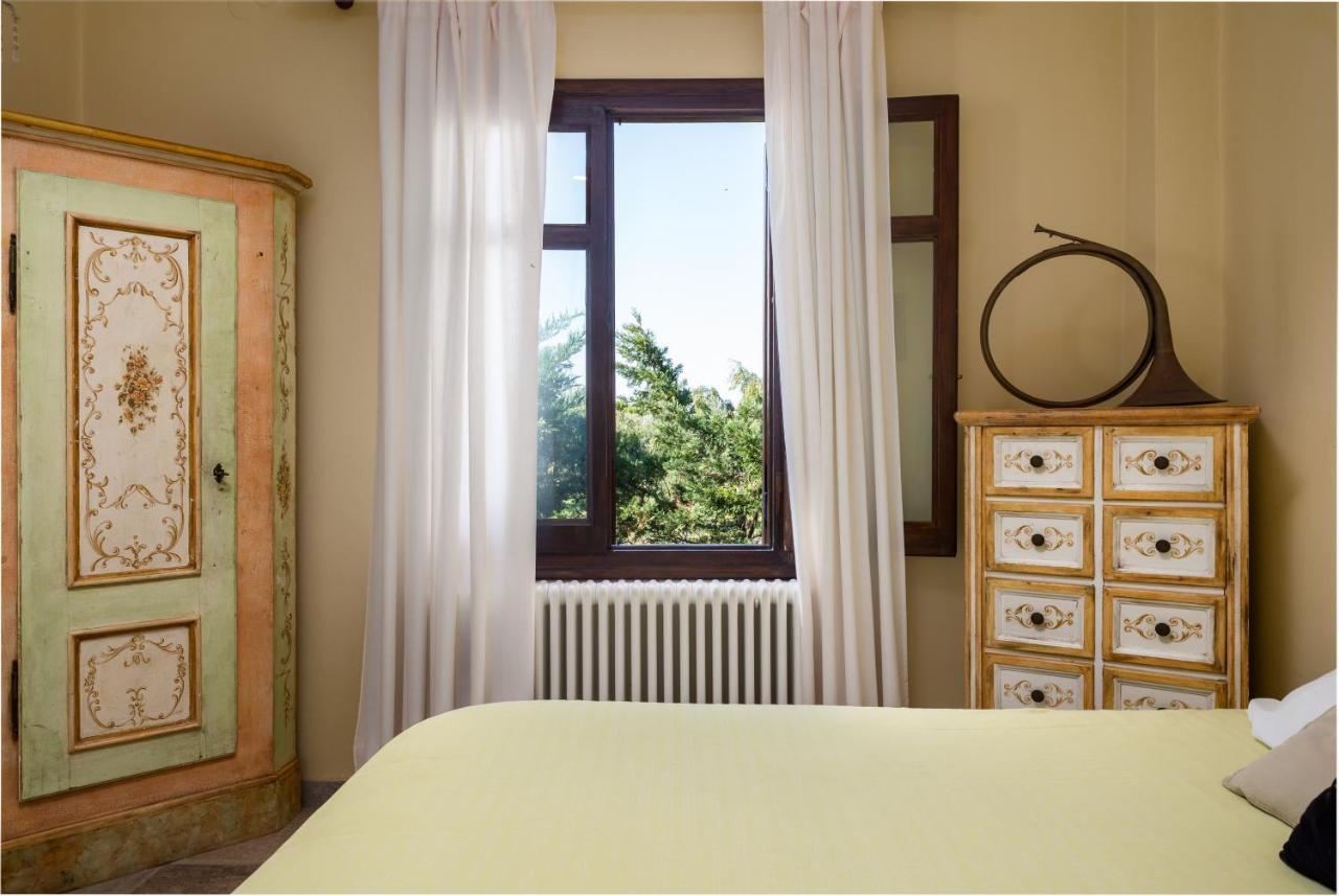 Beachfront Villa Meliti Agios Matthaios  Экстерьер фото